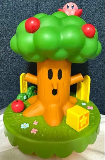 커비 나무 저금통