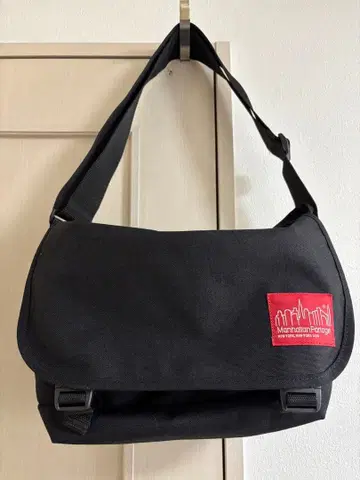 맨해튼 포티지 숄더백