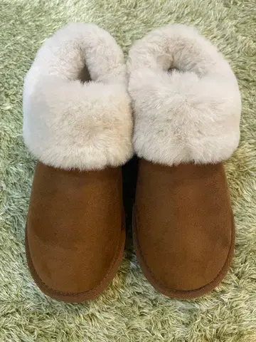 GU 페이크 무스탕 슬리퍼 브라운 L