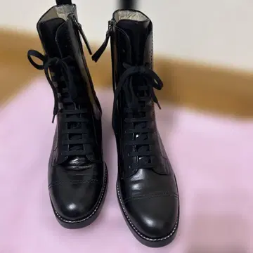 새상품급 Theory 블랙 레이스업 숏부츠