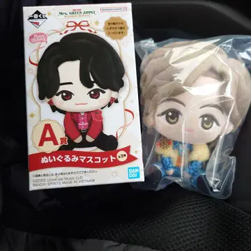 Mrs. GREEN APPLE 봉제 인형 마스코트 A상