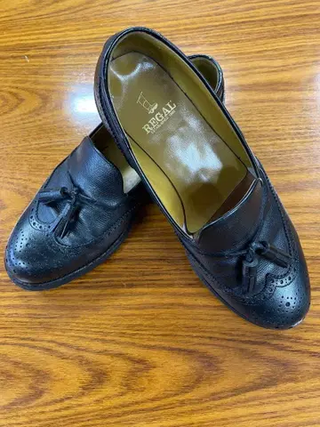 REGAL 리 태슬 로퍼 27cm 블랙 눈길 대응 밑창