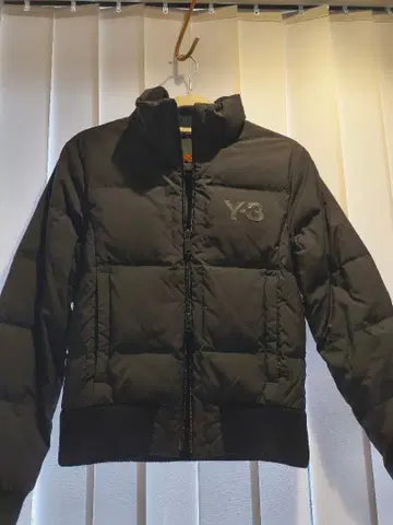 Y-3 블랙 다운 자켓