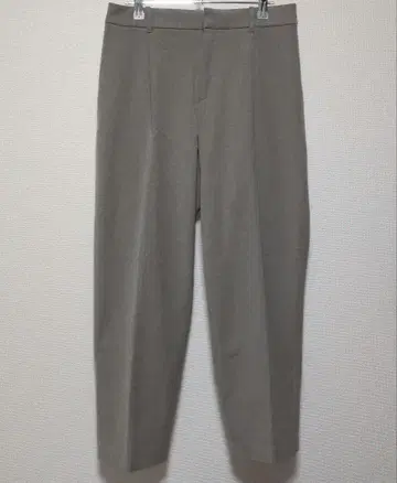 유니클로 히트텍 턱 테이퍼드 팬츠