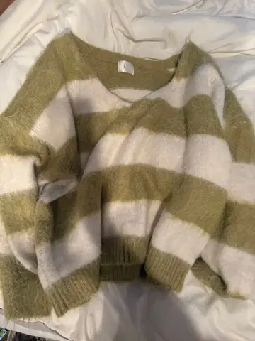 loin nuit 샤기 스트라이프 니트