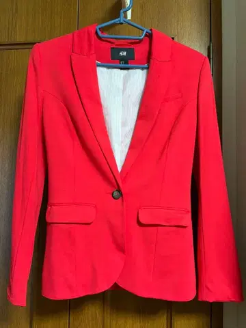 H&M 빨간색 테일러드 자켓 미사용