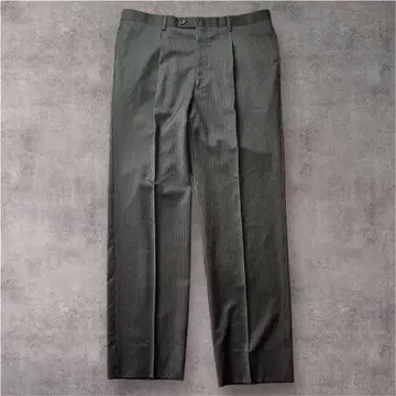 P.S.F.A 스트라이프 턱 슬랙스 블랙