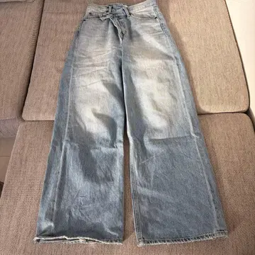 MOUSSY 크로스 허리 와이드 스트레이트 데님