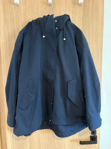 어스뮤직에코로지 마운틴 후드티 네이비 컬러 프리 사이즈