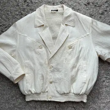 [일본 국내 구제 의류] 80s NEWTON 화이트 점퍼 보아 안감