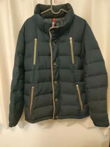 BEAMS 네이비 다운 자켓 스탠드 카라