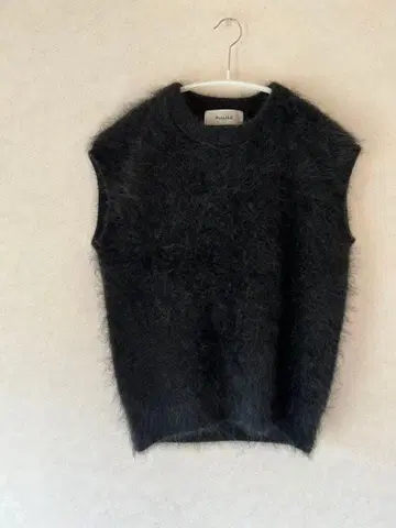 패디힐 캐시미어 퍼 베스트 시착만 한 상품