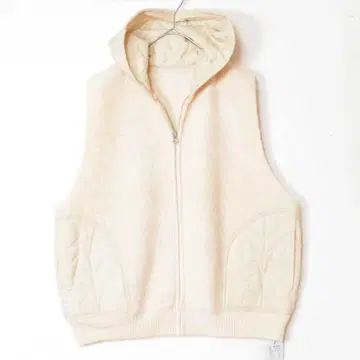 M~L 별 패턴 퀼팅 부클 니트 베스트 여성용/아이보리