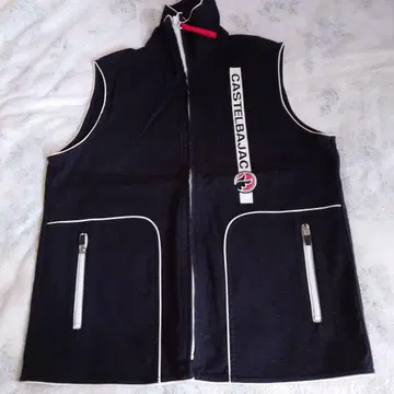 CASTELBAJAC 블랙 베스트