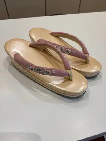 핑크 꽃무늬 조리 L 사이즈