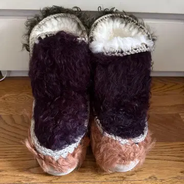 [ 새상품 ] 퍼 달린 어그 부츠