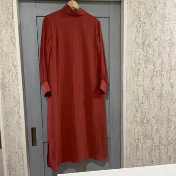 테라코타 긴팔 원피스