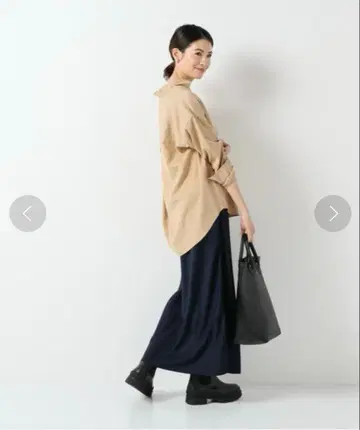 IENA 네이비 새틴 머메이드 스커트 사이즈 40