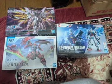 HG 건담 프라모델 3개 세트