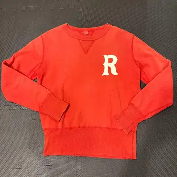 SLAP SHOT 레드 맨투맨 MEDIUM