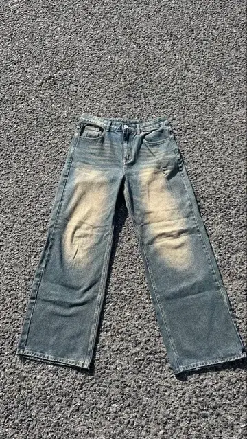 지저인 데미지 가공 청바지