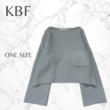 KBF 숏 기장 크롭 보트넥 프론트 포켓 니트