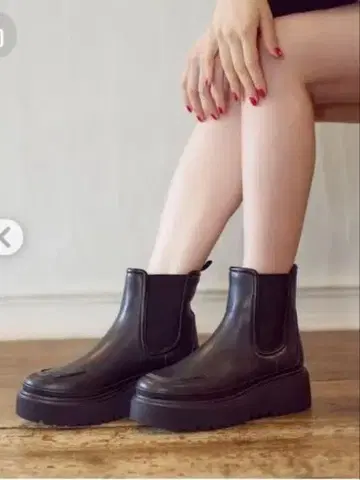 사이드 고어 부츠 블랙