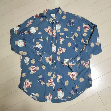 칼 헬무트 곰 프린트 버튼 다운 셔츠