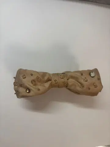 바나나 클립 레인 클로드 베이지 리본 헤어 액세서리