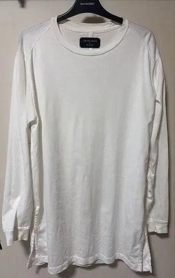 UNITED TOKYO 화이트 긴팔 티셔츠 사이즈 2