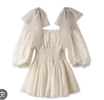 SNIDEL 허리 셔링 리본 블라우스 오프숄더