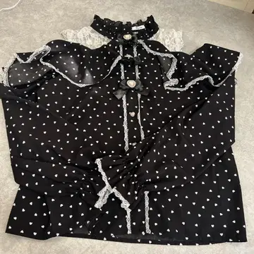 하트 무늬 쉬폰 긴팔 블라우스