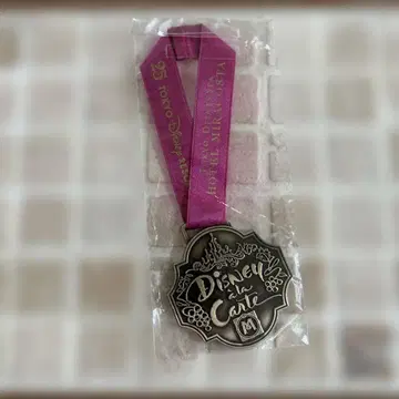 도쿄 디즈니 리조트 25주년 와인 메달