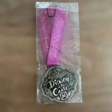 도쿄 디즈니 리조트 25주년 와인 메달