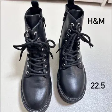 H&M 통굽 레이스업 부츠 블랙