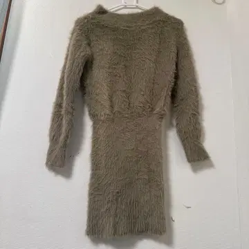 GYDA 베이지 니트 스웨터 F 사이즈