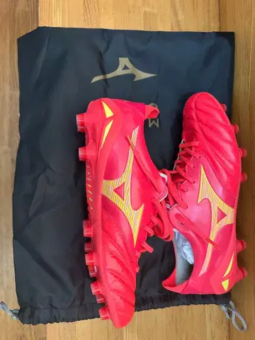 모렐리아 네오 4 축구 스파이크 사이즈 26cm