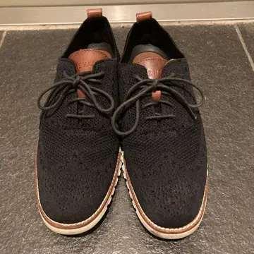 니트 소재 블랙 레이스업 스니커즈