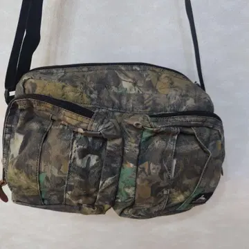 GREGORY 카모플라쥬 숄더백