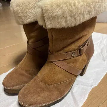 브라운 퍼 숏부츠