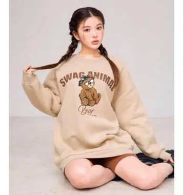 애니멀 그래픽 맨투맨 풀오버 BEG