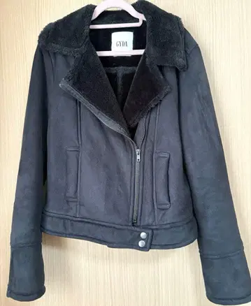 GYDA 블랙 무스탕풍 라이더 자켓 보아 프리 사이즈