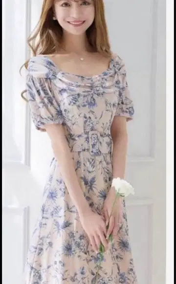 에미리아 플라워 프린트 오프숄더 원피스 M