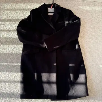 SLY 블랙 체스터 코트