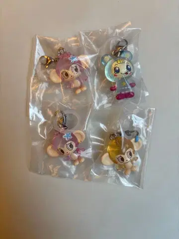 나루미야 캐릭터즈 메지루시 액세서리 가챠 벨리에