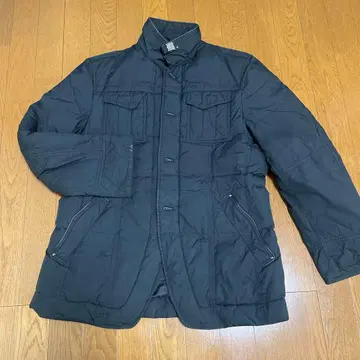 INTERMEZZO 블랙 다운 자켓