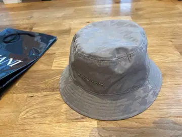 Emporio Armani 카모플라쥬 버킷햇 아르마니 새상품 크리스마스