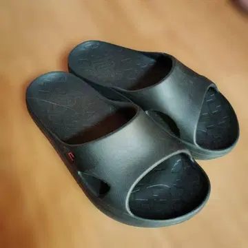 habit 블랙 메이 샌들