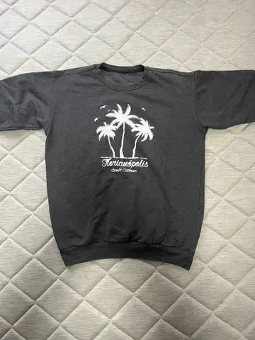 브라질산 구제 맨투맨