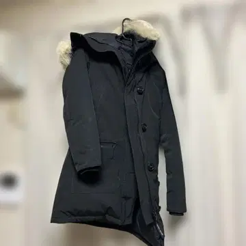 CANADA GOOSE 블랙 다운 자켓 S/P